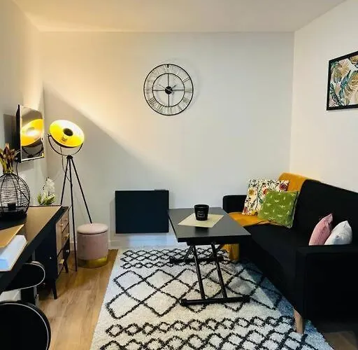 Black Pearl V Amiens